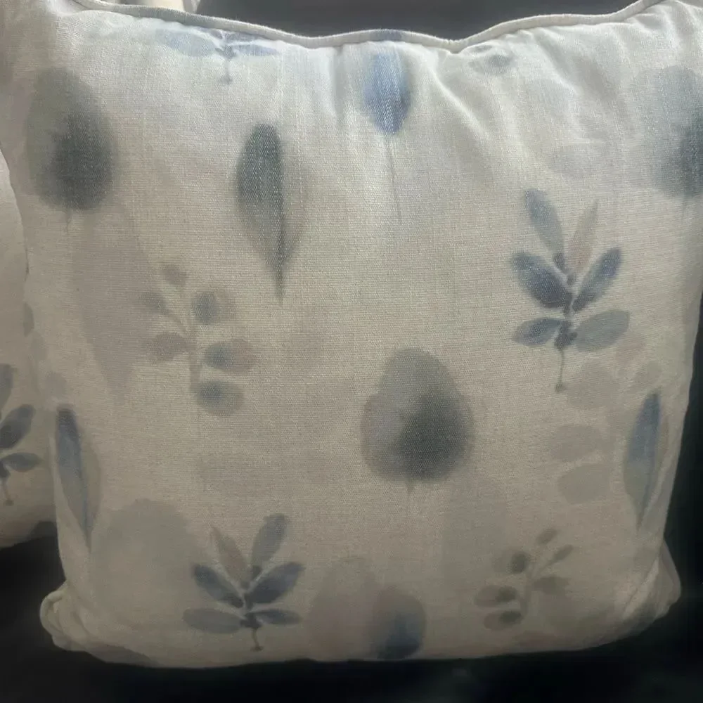 Bassett Custom Floral Pillows Decor 20”x20”